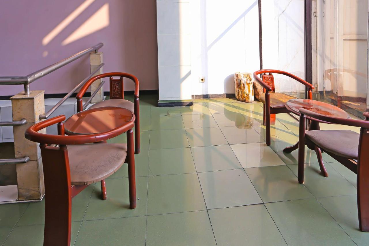 Collection O 92739 Hotel Pintu Besar Jakarta Kültér fotó